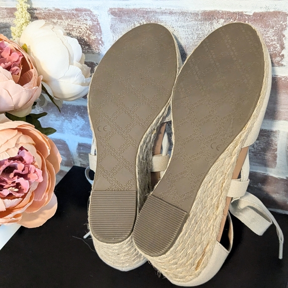 Vionic Aruba Kaitlyn Espadrille Wedge Sandal, Size 7.5 - Picture 5 of 15